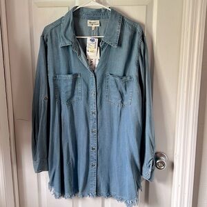 Women’s 1X long button up denim colored NWT